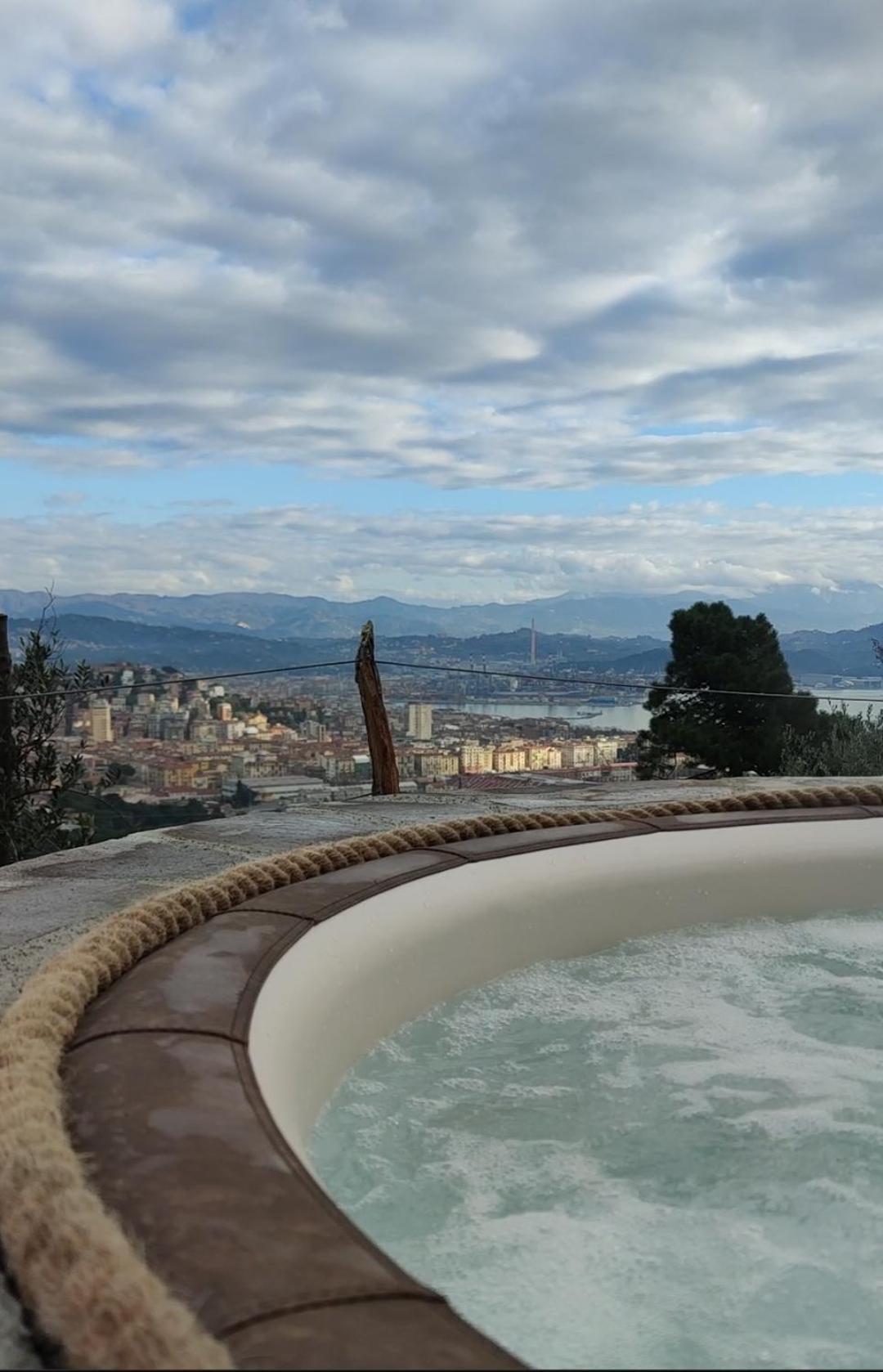 Agriturismo Belvedere 9 La Spezia Ngoại thất bức ảnh